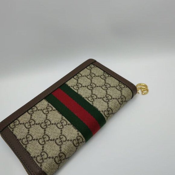 Sophisticated Gucci Leather Trim Long Wallet - Picture 6 of 8